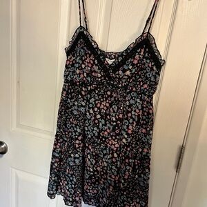 Floral Spaghetti Strap Top - Black and Pink Stitch & Pine size medium